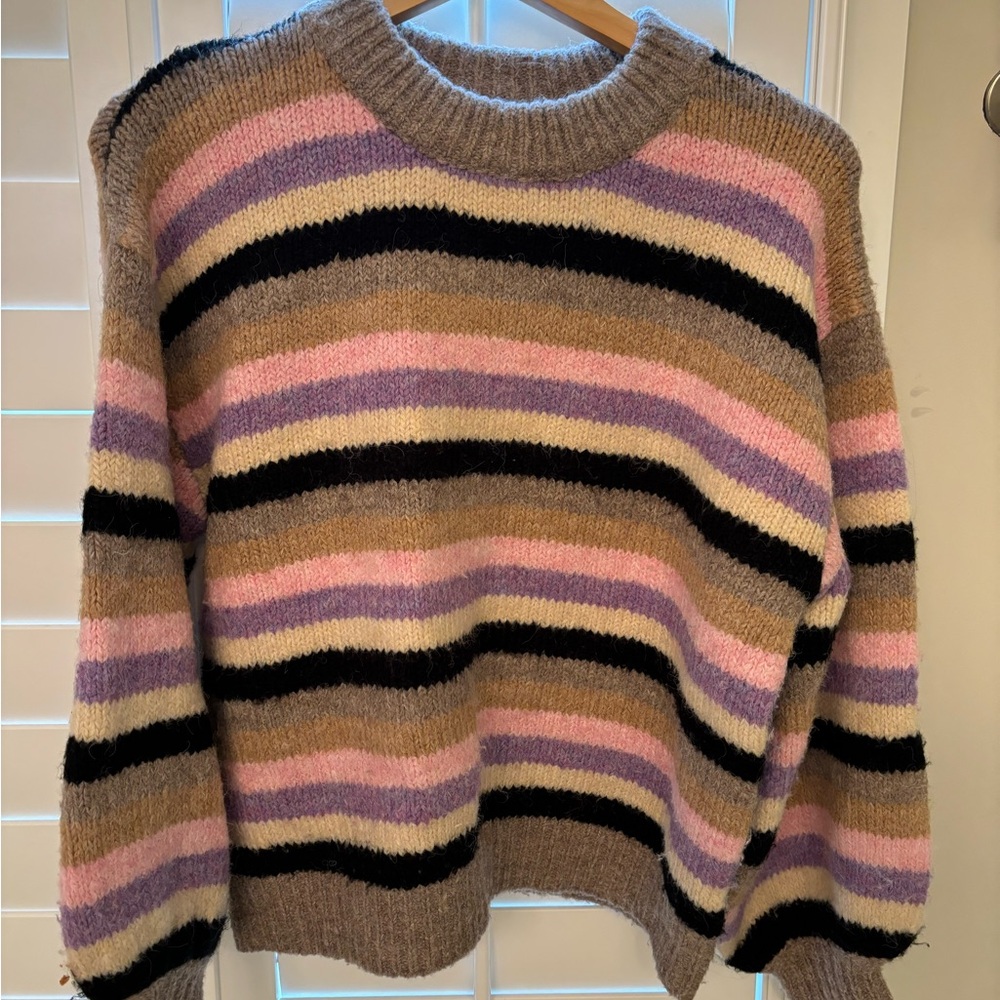 Anthropologie adorable striped sweater size small S